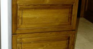 Scarpiera in legno su misura artigianale